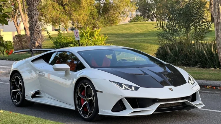 Lamborghini_Huracan-Evo-Coupe_2021_22432_22432_15223357555-1_small