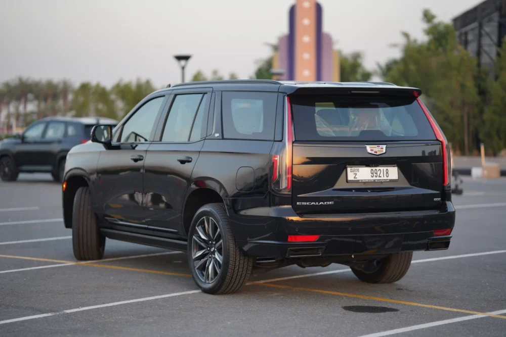 Hiring an SUV in Dubai