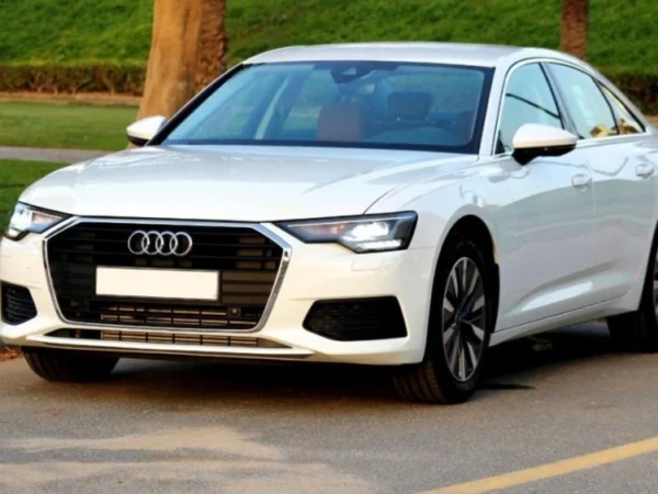 Audi_A6_2022_22335_22335_15119396120-3_small