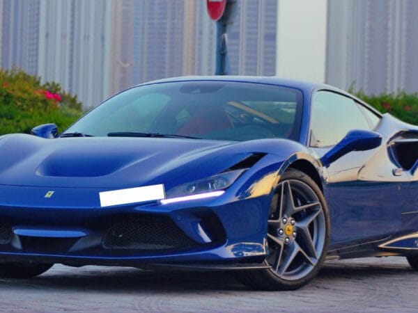 نسخة من ferrari_f8-tributo_2021_22357_22357_15140490497-1