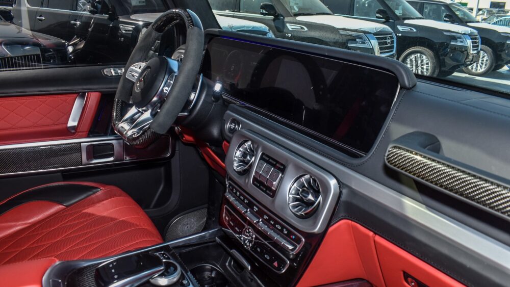 مرسيدس بنز AMG G63 2024 - صورة 4