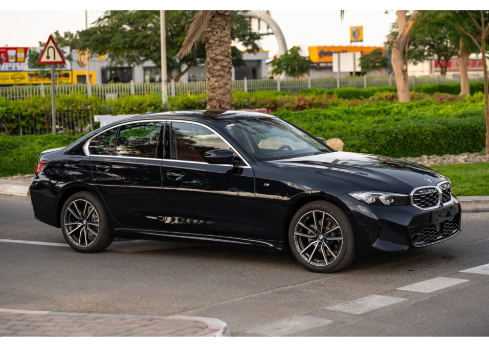 BMW 325i M Sport 2025 - صورة 3