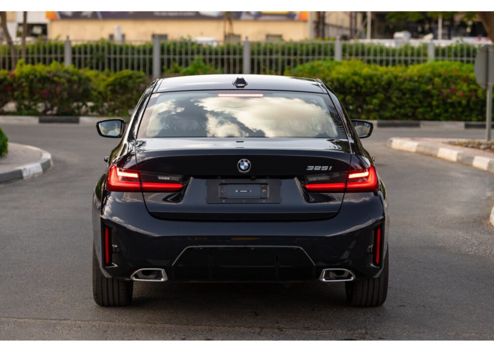 BMW 325i M Sport 2025 - صورة 4