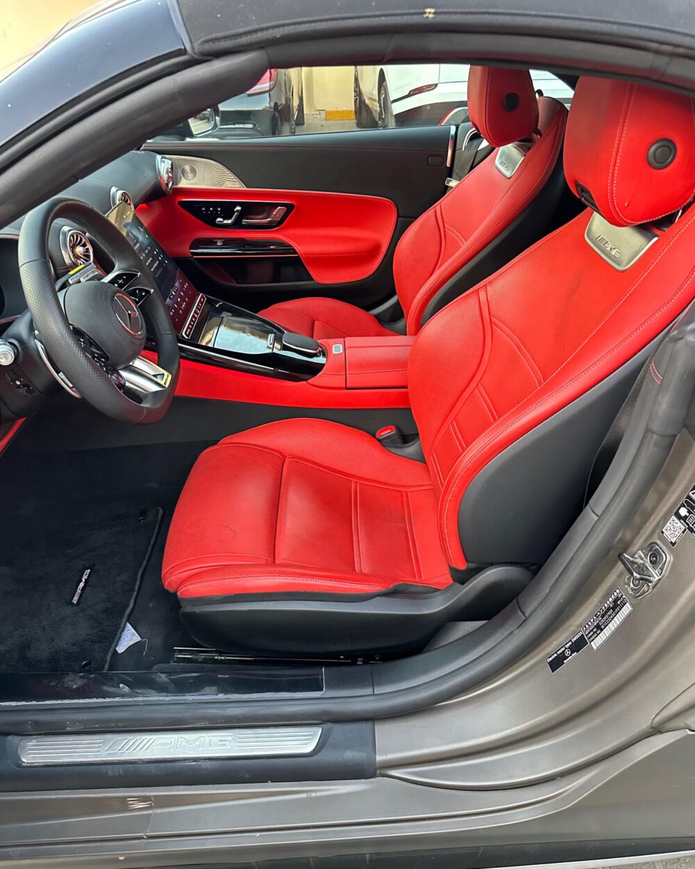 مرسيدس-AMG SL 2024 (4 مقعد) - صورة 4