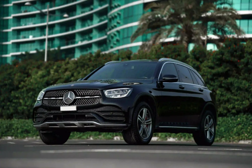 إيجار مرسيدس GLC300 2021 في دبي