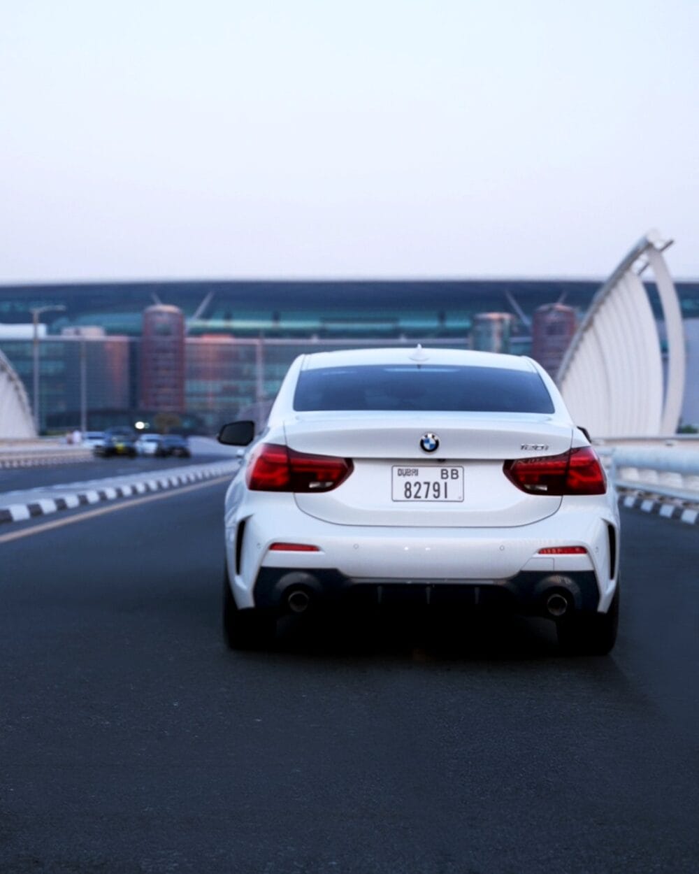 إصدار BMW 120i M Sport White - صورة 7