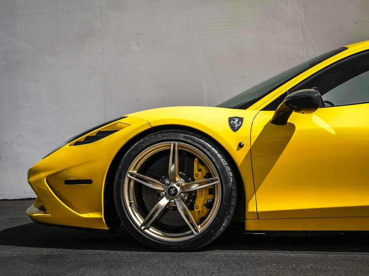 Rent a Car in Dubai Without a Deposit
