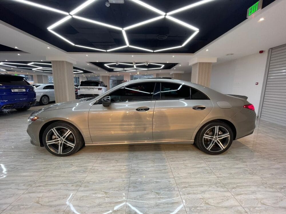Navigate Dubai with our rental fleet